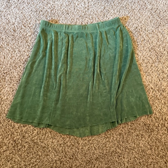 Choices Green Mini Skirt - Picture 1 of 3